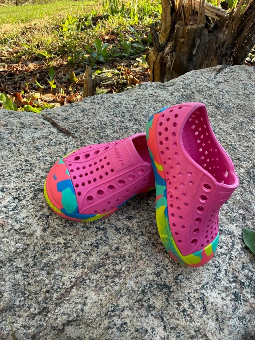 Native Slip-On Water Shoes Hot Pink Multicolor Toe and Trim Toddler Size C 4